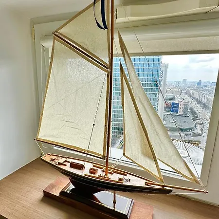 Metro X2 Fast Wifi 400 Mbs 70'tv Netflix Hbo Max Appletv+ Disney+ דירה